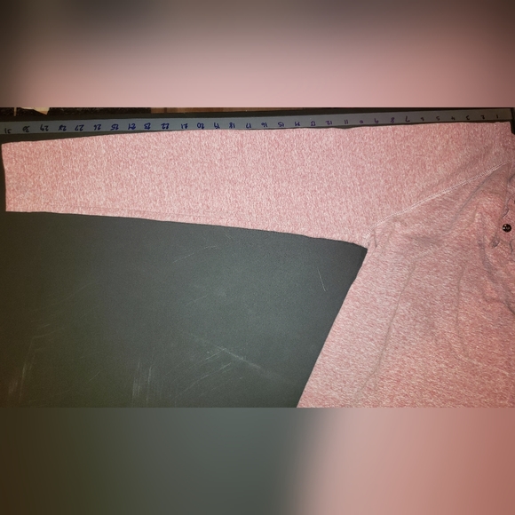 Volcom Medium Long Sleeve - Picture 3 of 3